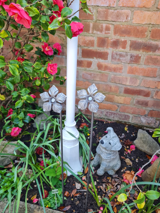 5 x Flower Plant Support Stakes | Garden Plant Support | Decorative plant Stakes | Metal Garden Art
