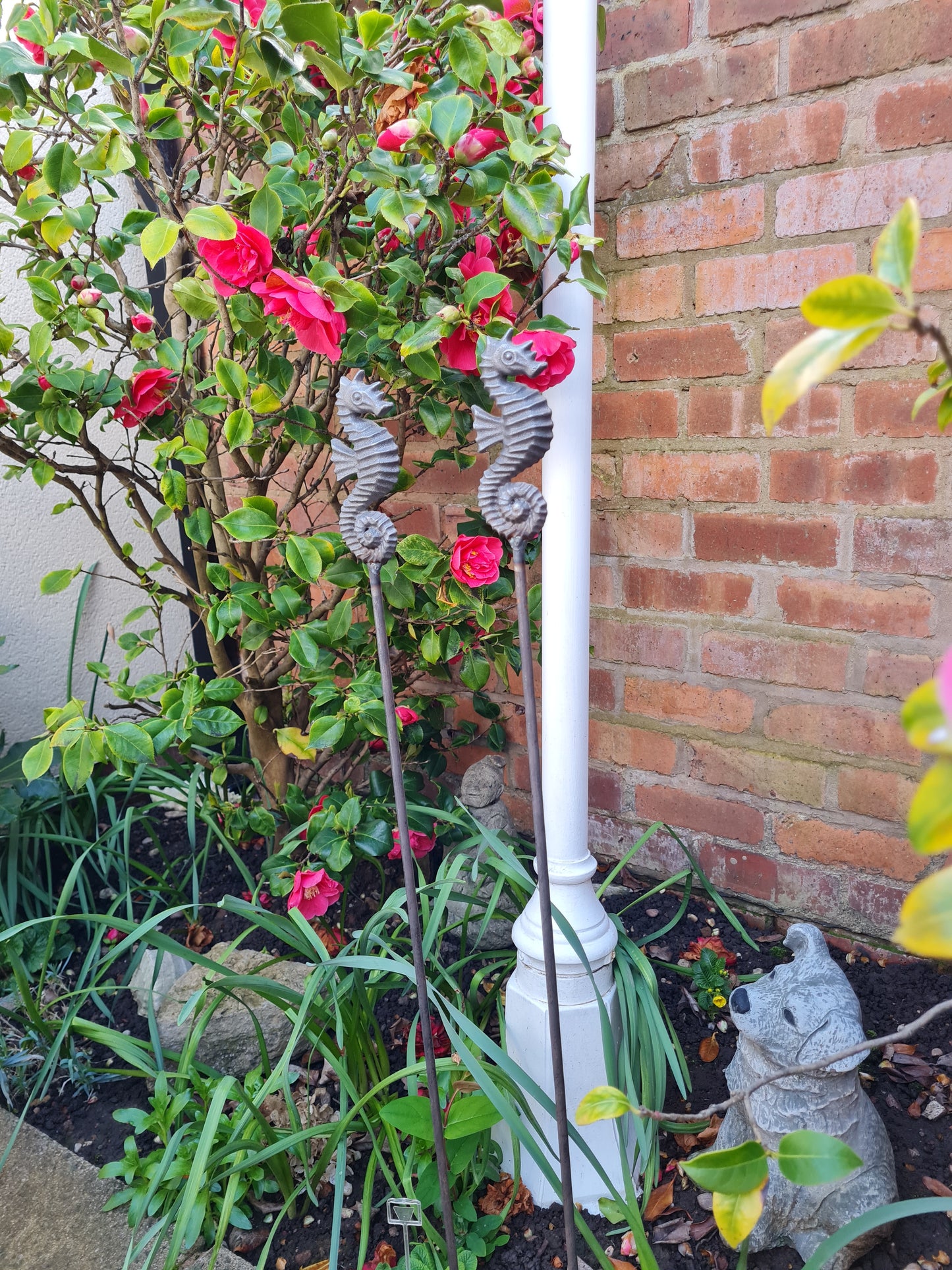 Seahorse Plant Support Stakes | Garden Plant Support | Decorative plant Stakes | Metal Garden Art