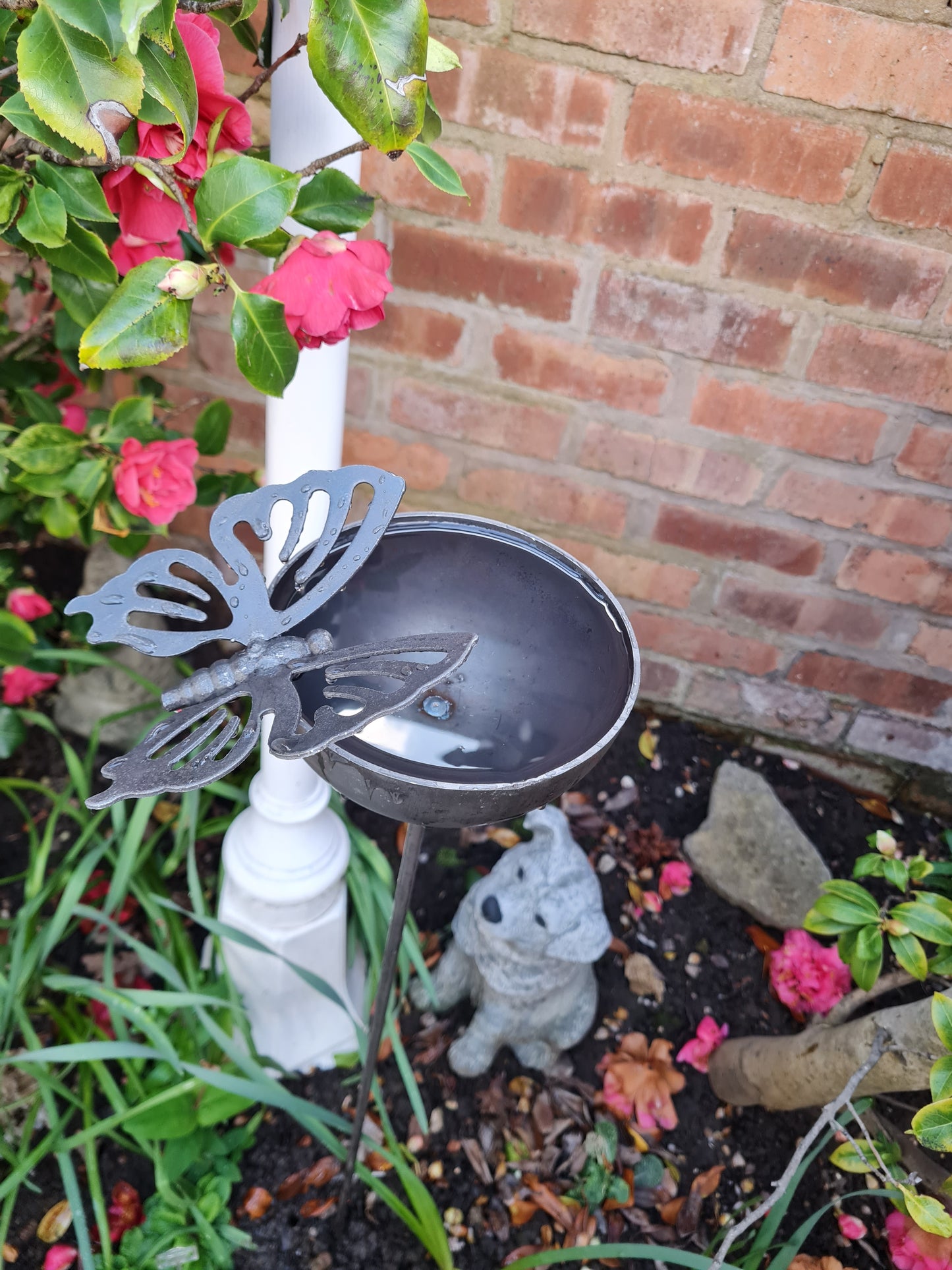 Butterfly Rain Catcher | Outdoor Garden Water Feature | Decorative Rain Catching Ornament | Bird Bath