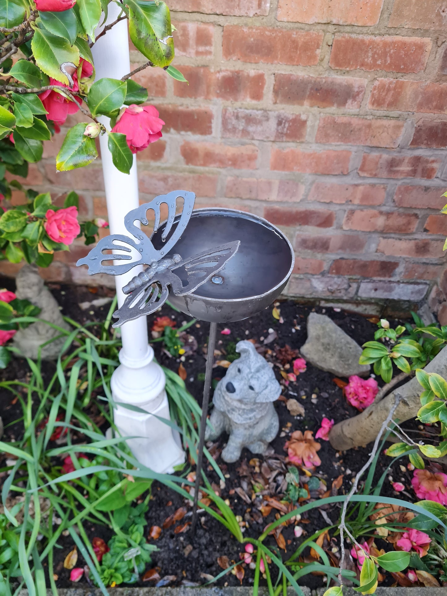 Butterfly Rain Catcher | Outdoor Garden Water Feature | Decorative Rain Catching Ornament | Bird Bath