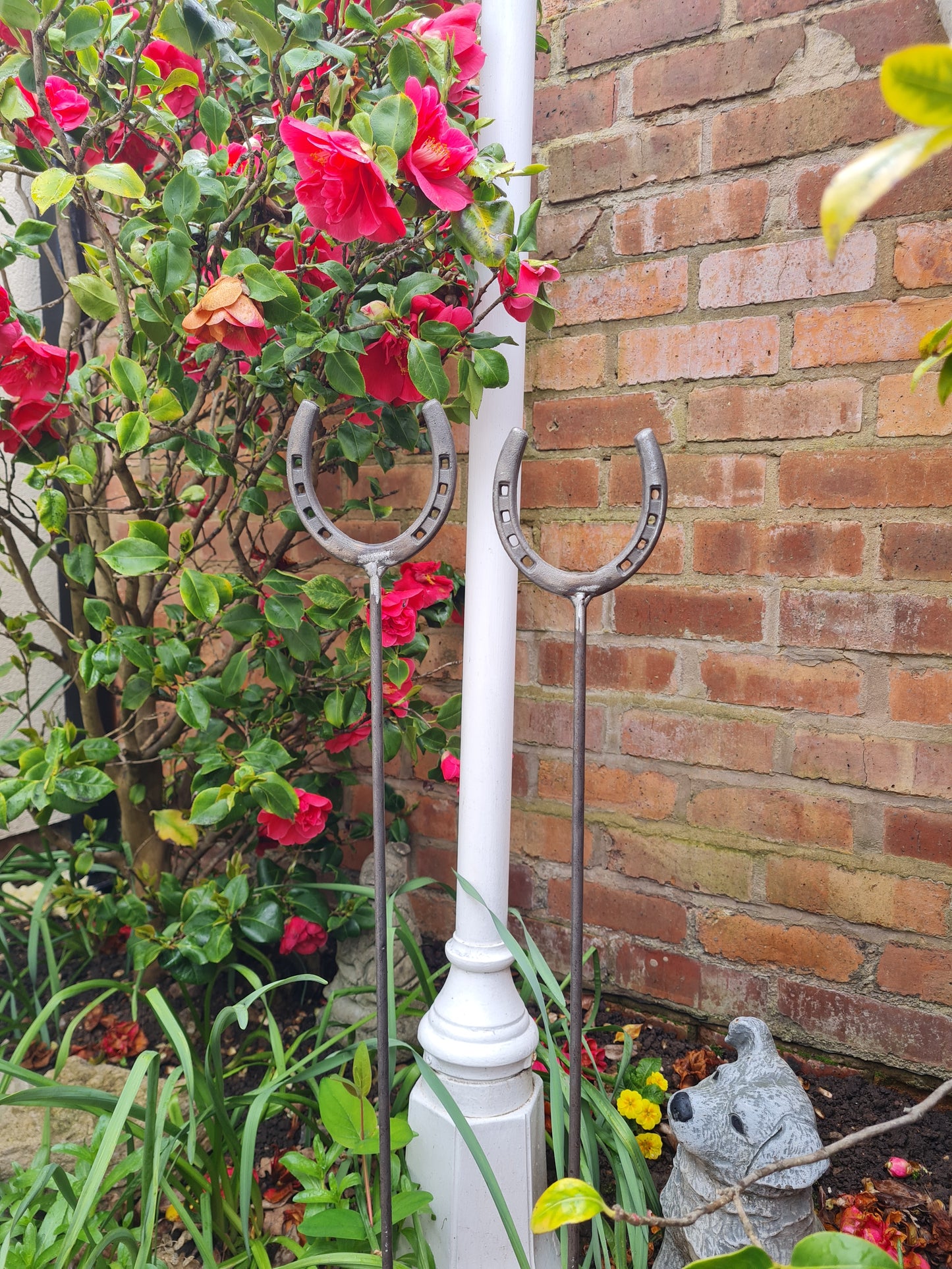 Lucky Horse Shoe Plant Support Stakes | Garden Plant Support | Decorative plant Stakes | Metal Garden Art