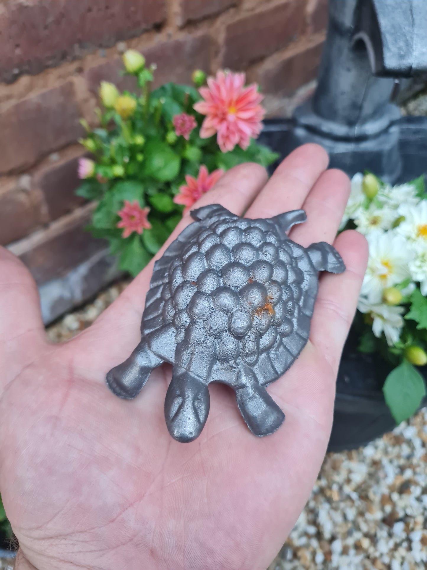 Cast Iron Garden Tortoise Ornament | Rustic Metal Tortoise Statue | Outdoor Garden Art