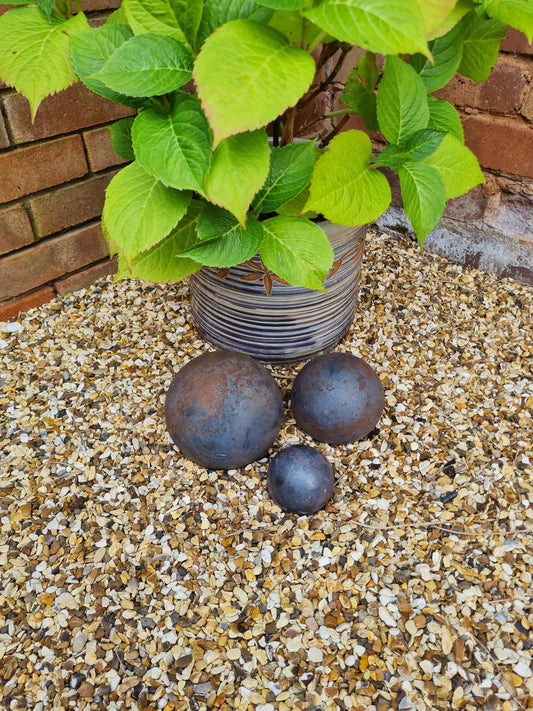 Rustic Metal Solid Steel Cannon Ball | Garden Ornament | Metal Garden Sculpture