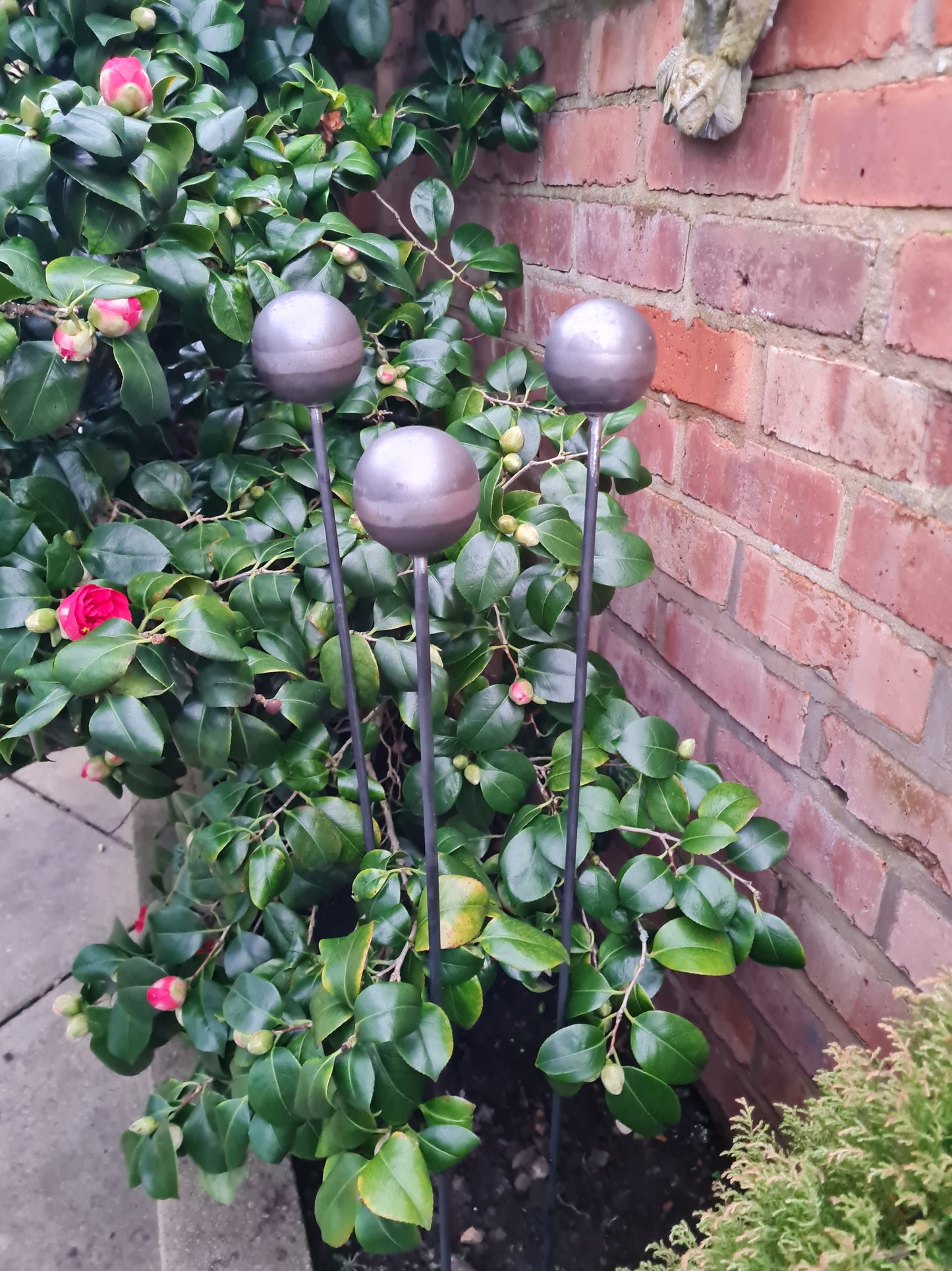 Ball Top Allium Plant Support Stakes | Garden Plant Support | Decorative plant Stakes | Metal Garden Art