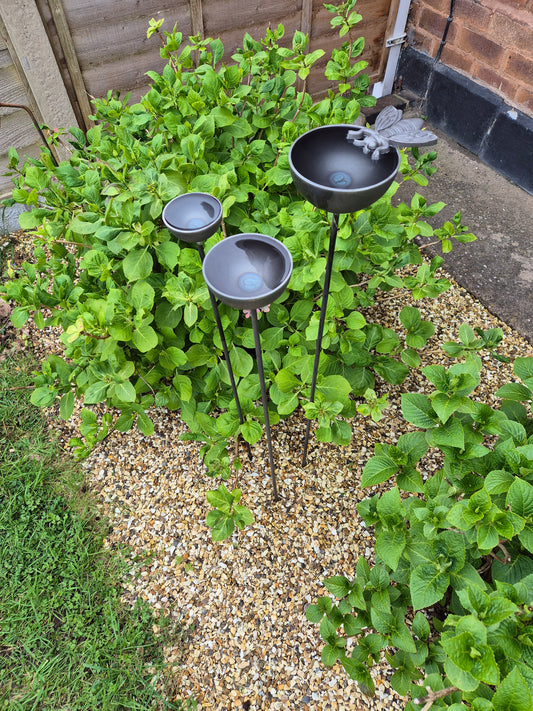 Bumble Bee Rain Catcher Set | Outdoor Garden Water Feature | Decorative Rain Catching Ornament
