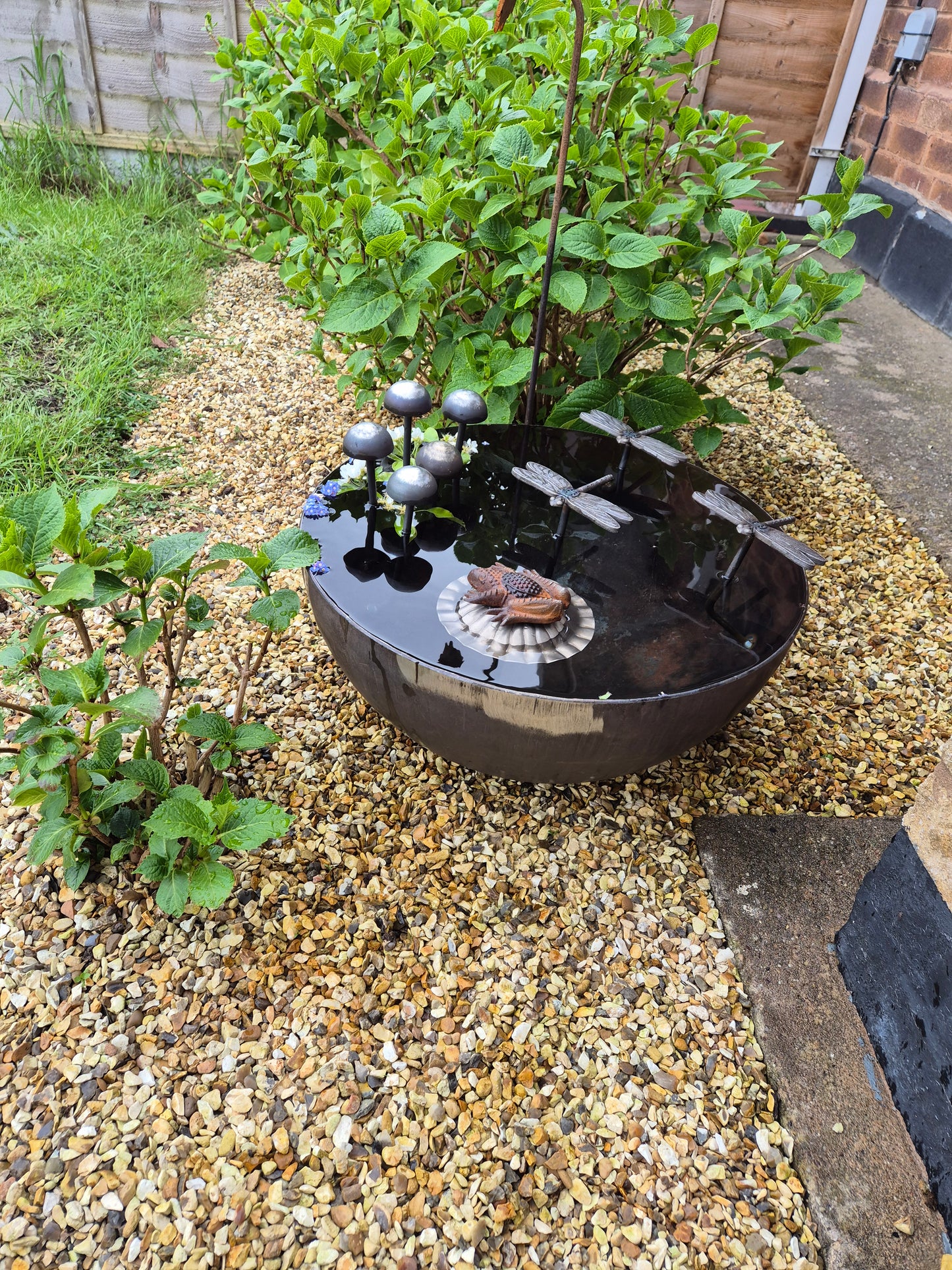 Metal Wildlife Pond 50cm | Garden Water Feature For Birds, Bees and Frogs | Rustic Steel Mini Pond | Outdoor Habitat For Wildlife