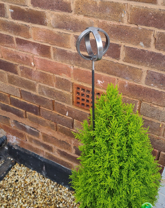 Double Ring Plant Support Stakes | Garden Plant Support | Decorative plant Stakes | Metal Garden Art