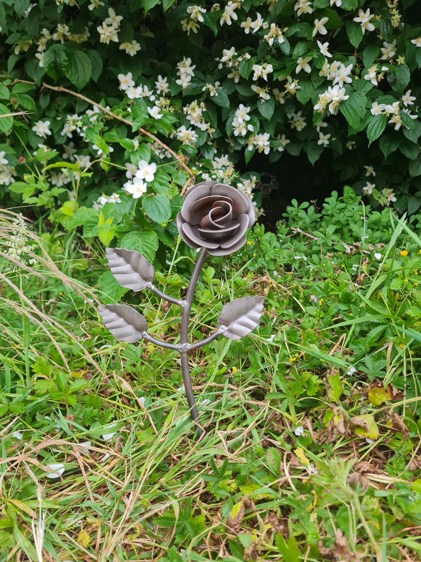 Rustic metal garden roses flowers set of 3