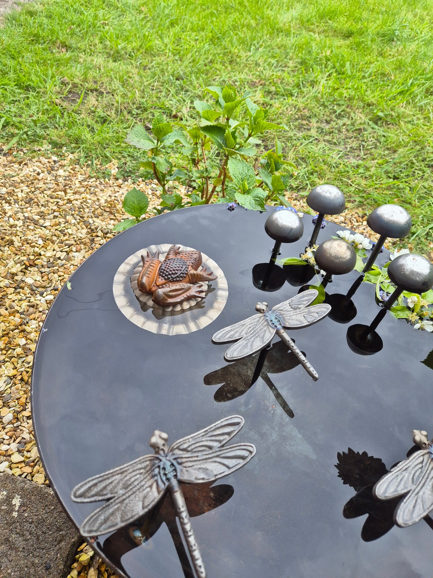 Metal Wildlife Pond 50cm | Garden Water Feature For Birds, Bees and Frogs | Rustic Steel Mini Pond | Outdoor Habitat For Wildlife