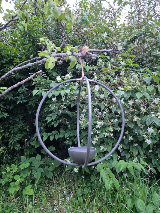 Rustic metal Hanging double ring bird feeder bowl