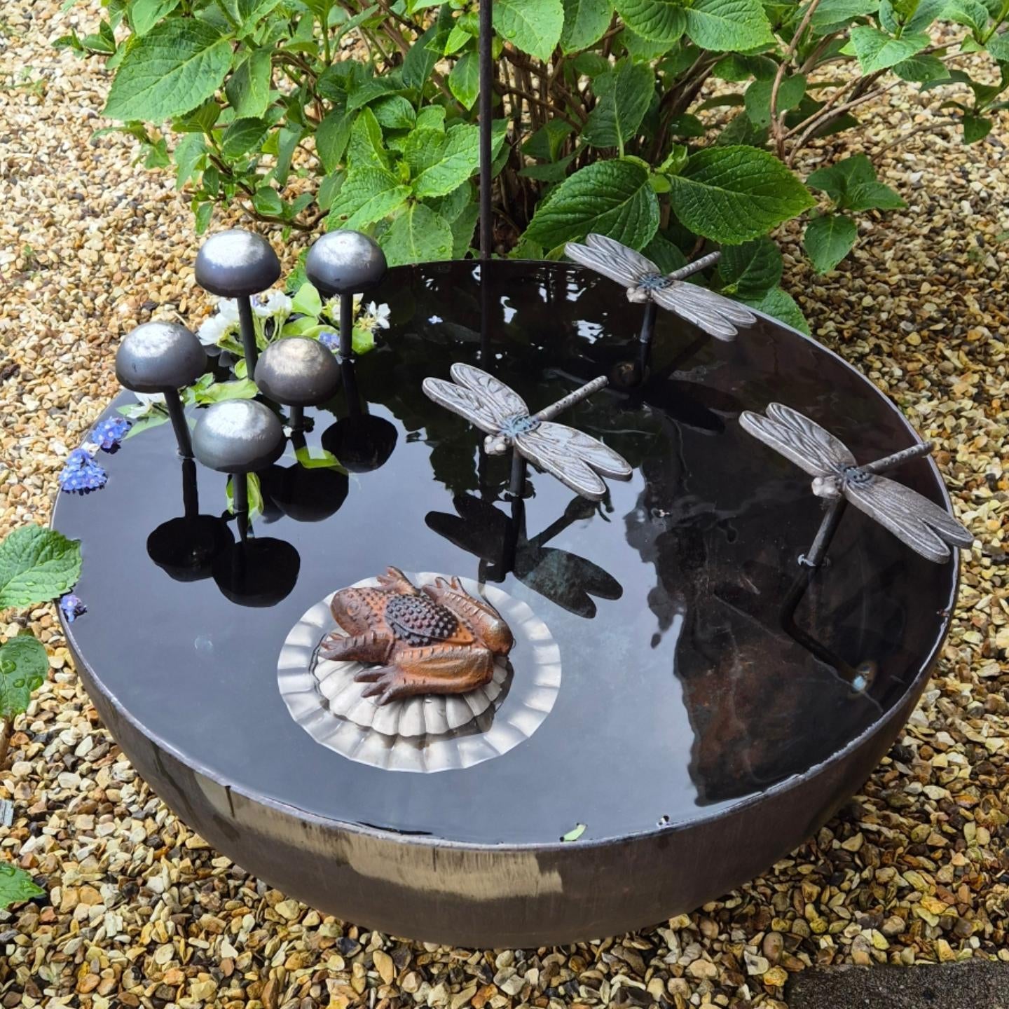 Metal Wildlife Pond 50cm | Garden Water Feature For Birds, Bees and Frogs | Rustic Steel Mini Pond | Outdoor Habitat For Wildlife